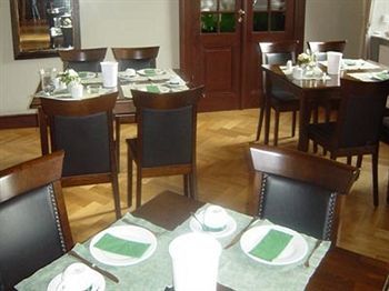 Gutshaus Redewisch & Restaurant 2*